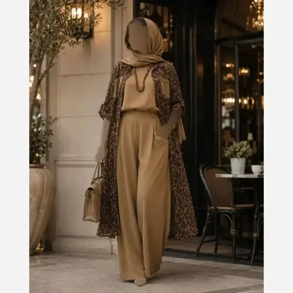 ست سه تیکه مانتو تاپ و شلوار طرح پلنگی فری سایز الیزه و صوفیا - تصویر 2