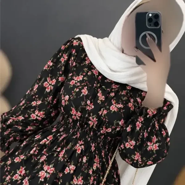 پیراهن پاییزه مخمل شانل طرح شکوفه آبان دخت فری سایز - تصویر 2